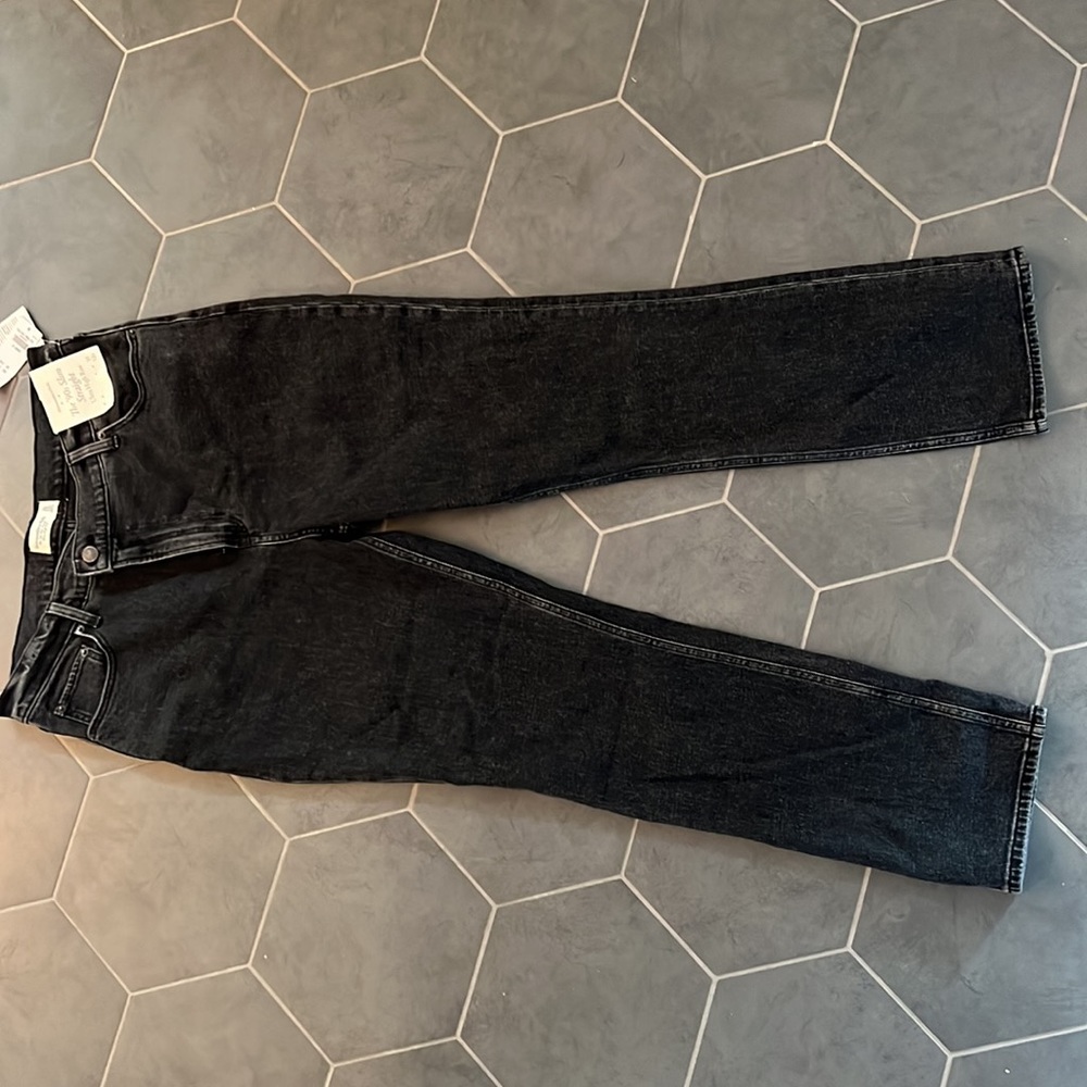 Abercrombie 90s slim straight ultra high rise black denim